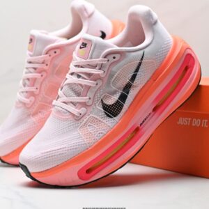 Nike Vomero Premium Running Shoes, Comfortable, Shock Absorbing and Anti-slip, Low-top Style