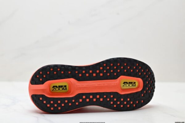 Nike Vomero Premium Running Shoes, Comfortable, Shock Absorbing and Anti-slip, Low-top Style - Image 7