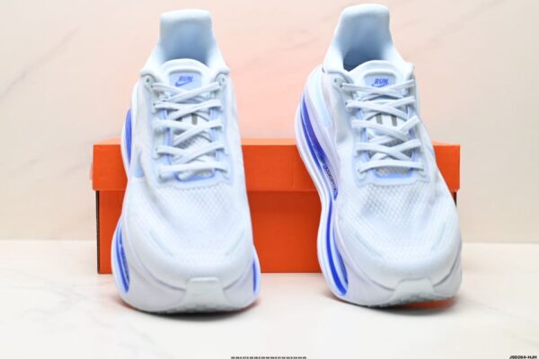 Nike Vomero Premium Running Shoes, Comfortable, Shock Absorbing and Anti-slip, Low-top Style - Image 5