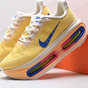 Nike Vomero Premium Running Shoes, Comfortable, Shock Absorbing and Anti-slip, Low-top Style