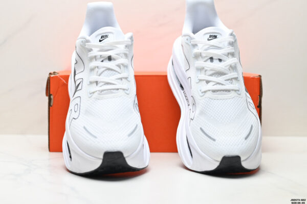 Nike Vomero Premium Running Shoes, Comfortable, Shock Absorbing and Anti-slip, Low-top Style - Image 5